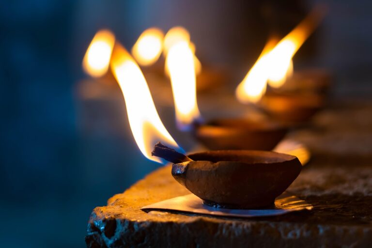 oil lamp, light, temple, monastery, mahamevnawa, ella, bandarawela, lantern, lighting, old, antique, decoration, vintage, nostalgic, traditional, ancient, bright, oil lamp, oil lamp, oil lamp, oil lamp, oil lamp